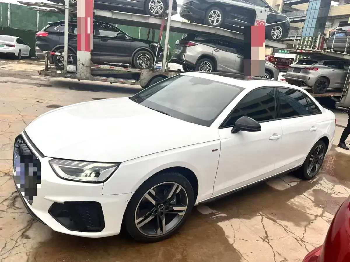 2023 Audi A4L 2.0T 190HP L4 7DCT