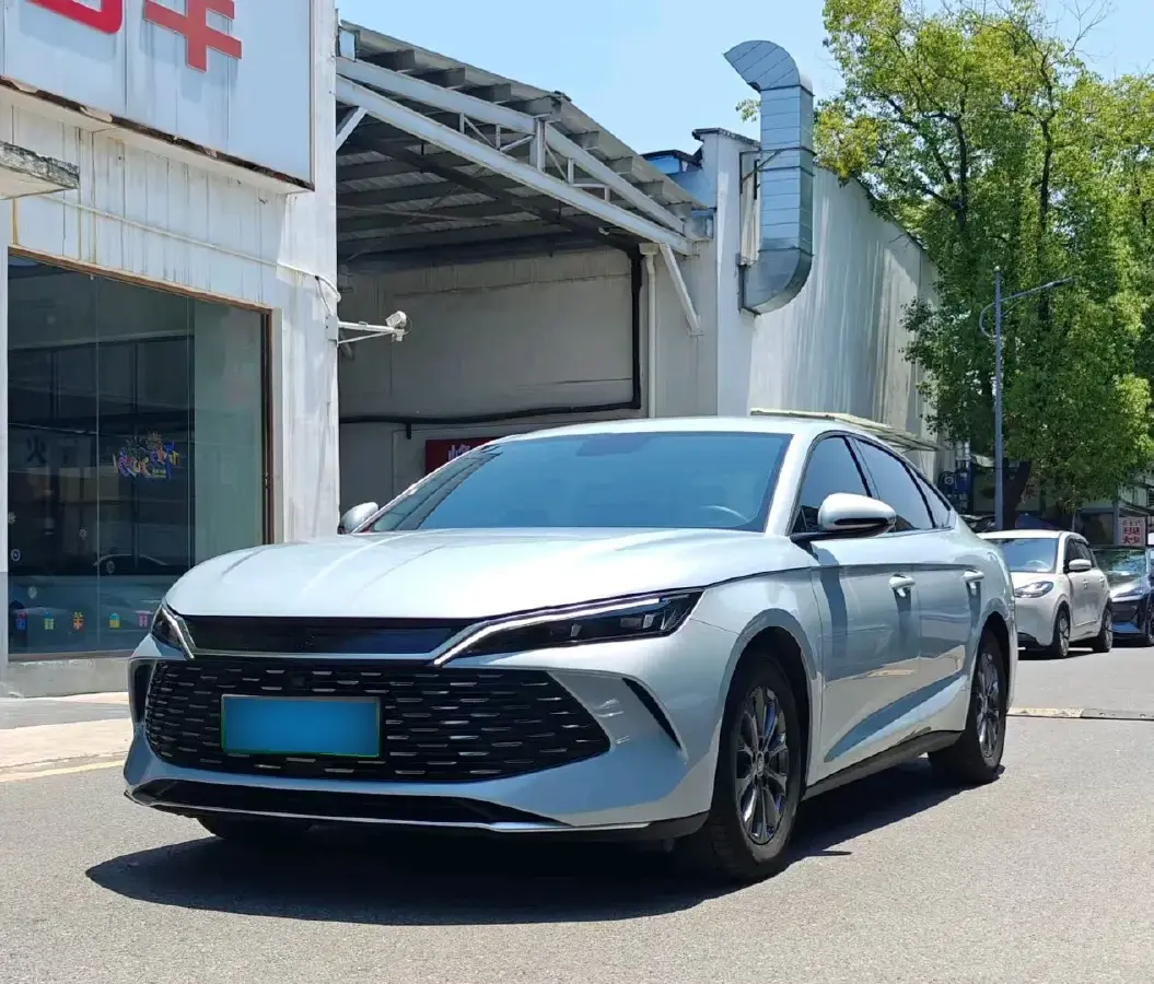 2024 BYD QinL 1.5L 101HP L4 E-CVT PHEV 10.08KWH