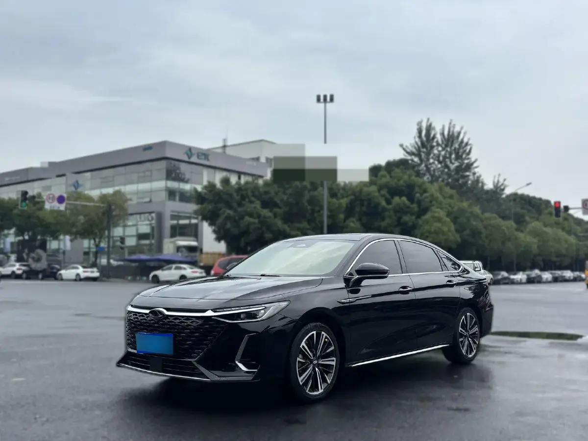 2022 Chery Arrizo 8 1.6T 197HP L4 7DCT