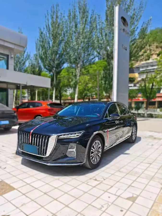 2024 HongQi H5 2.0T 224HP L4 8AT