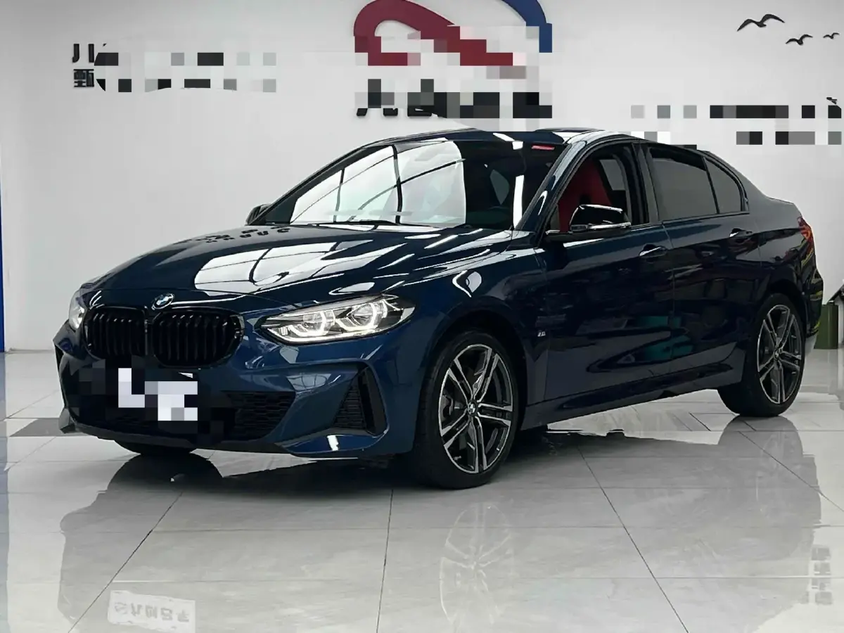 2022 BMW 1 Series 2.0T 192HP L4 7DCT