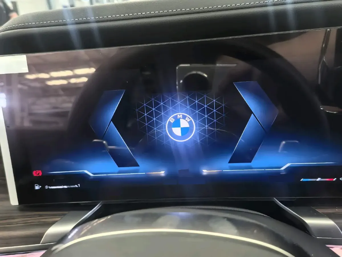 2023 BMW 3.0T 333HP L6 8AT,autocango,china used car exporter,china ev exporter,chinese used car exporter,chinese used ev exporter