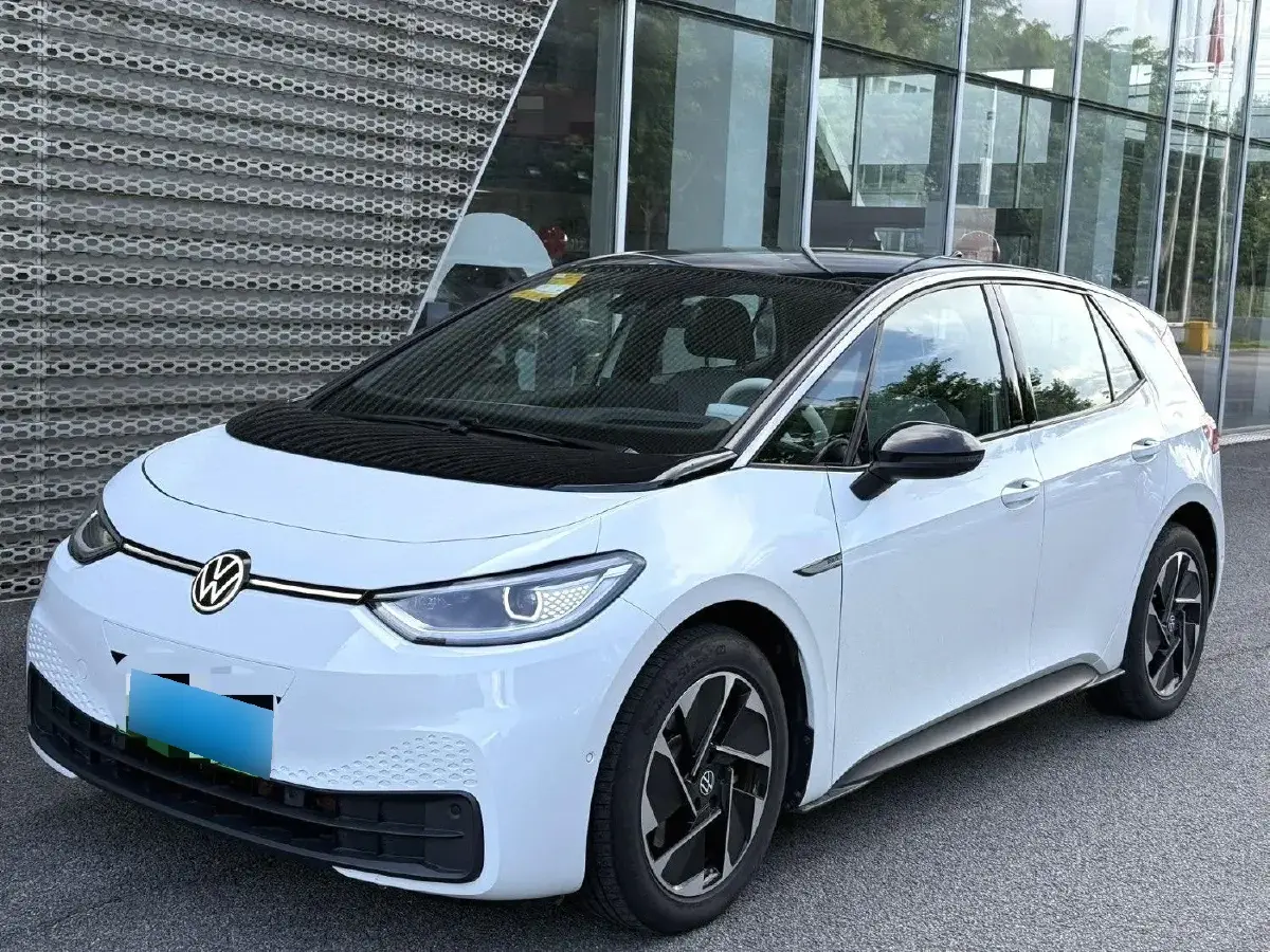 2025 Volkswagen ID.3 BEV 52.8KWH