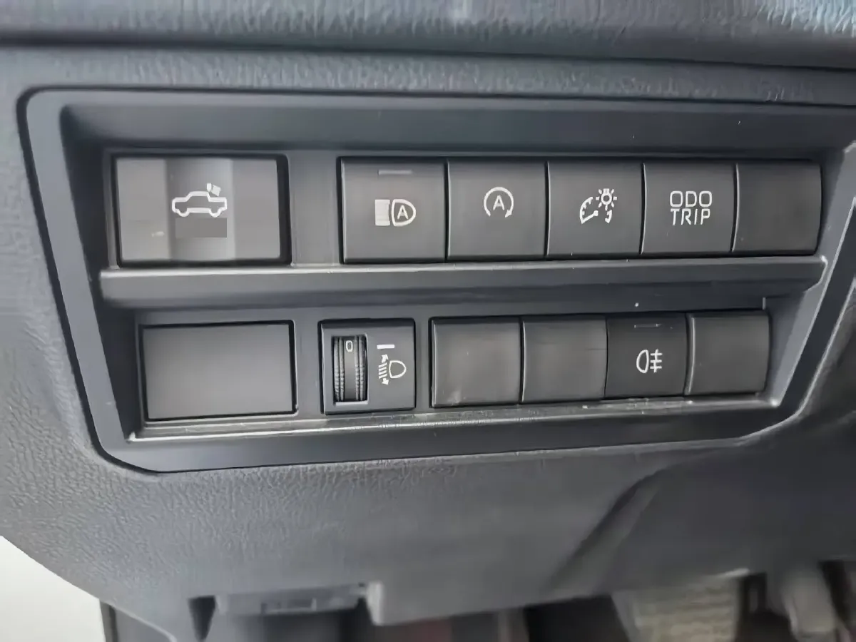 2014 Toyota Tundra 5.7L 386HP V8 6AT,autocango,china used car exporter,china ev exporter,chinese used car exporter,chinese used ev exporter