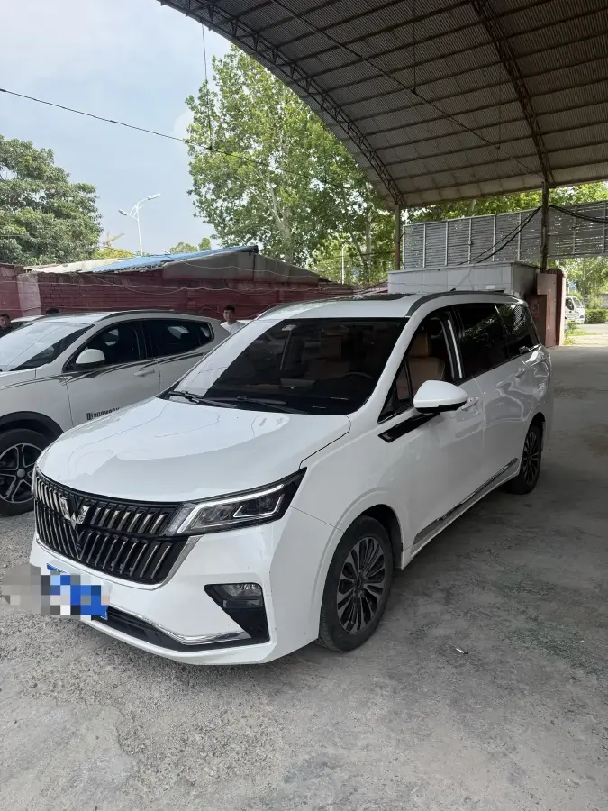 2022 WuLing JiaChen 1.5T 147HP L4 CVT