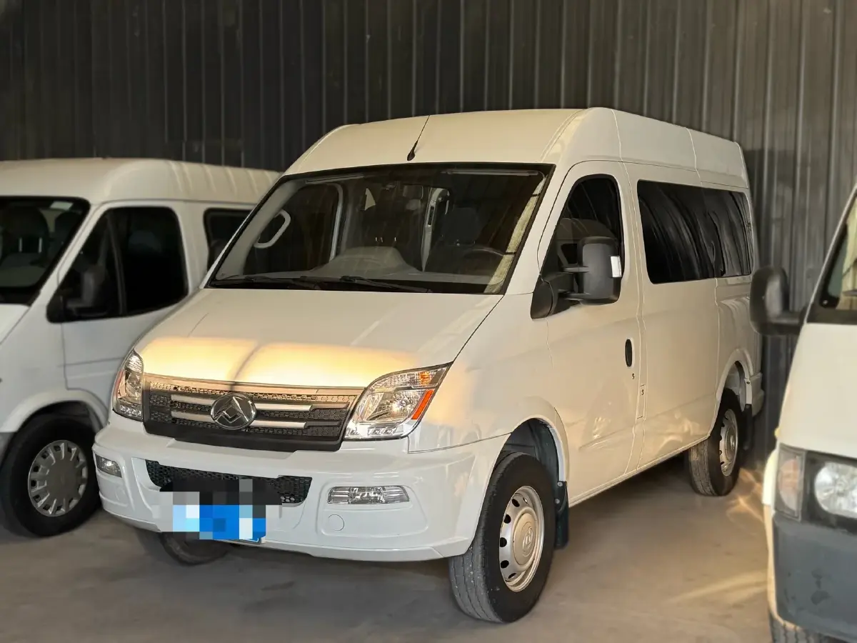 2021 MAXUS XinTu V80 2.0T 139HP L4 6AMT