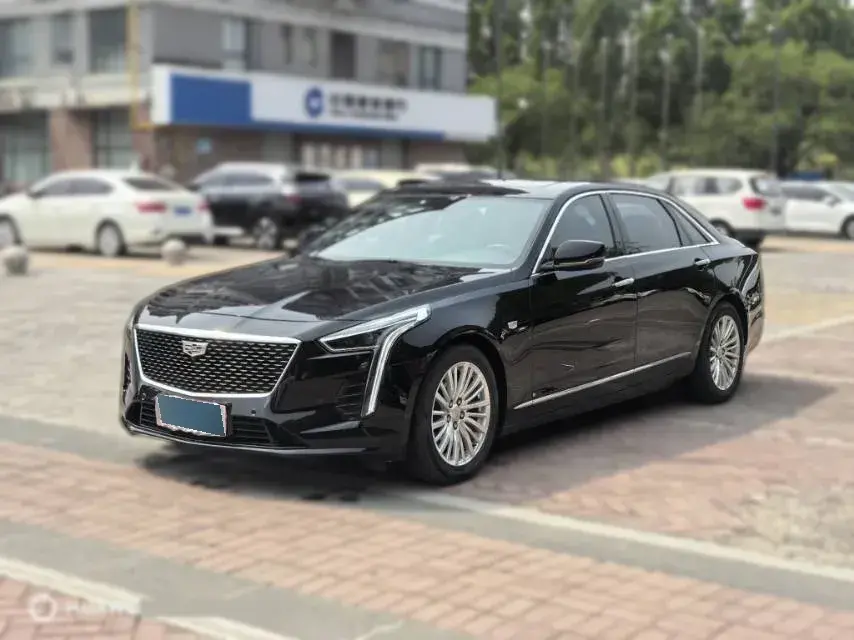2022 Cadillac CT6 2.0T 237HP L4 10AT