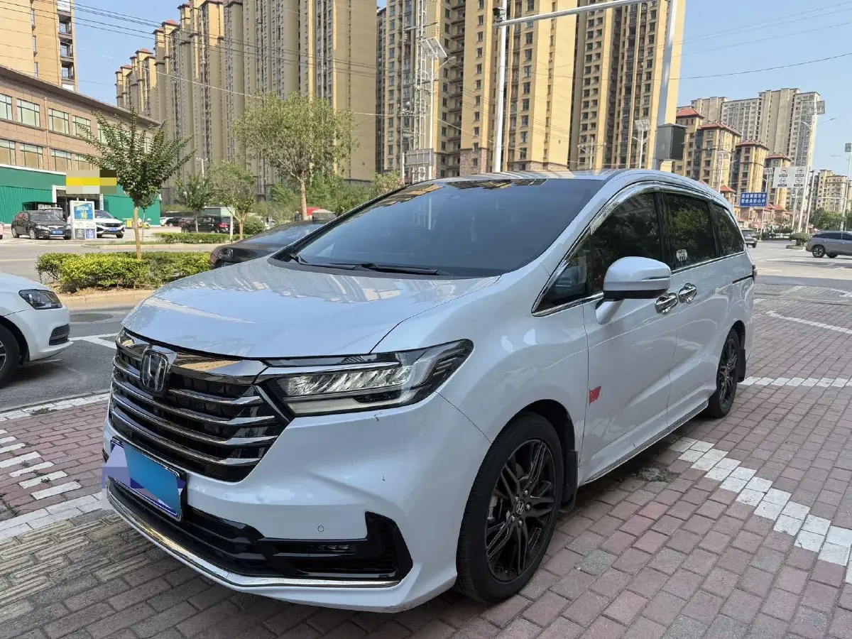 2022 Honda Odyssey 2.0L 146HP L4 E-CVT Hybrid