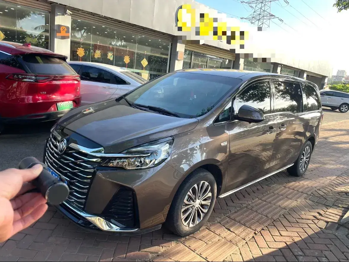 2023 Buick GL8 2.0T 237HP L4 9AT