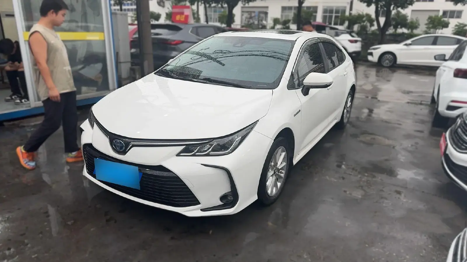 2022 Toyota Corolla 1.8L 98HP L4 E-CVT Hybrid