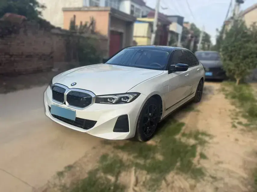 2024 BMW i3 BEV 70KWH