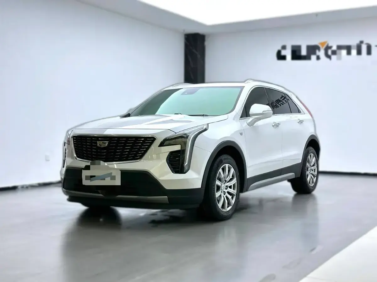 2022 Cadillac XT4 2.0T 237HP L4 9AT