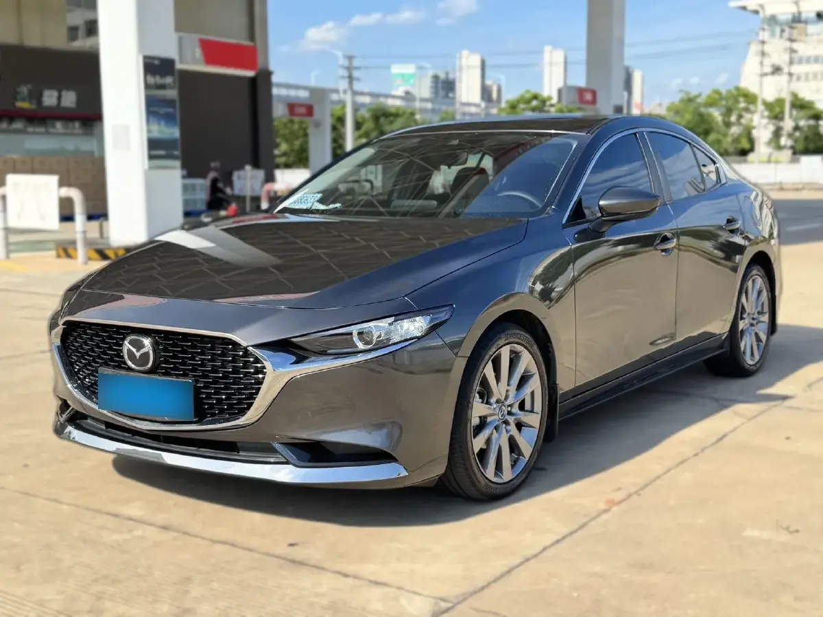 2022 Mazda 3 Axela 2.0L 158HP L4 6AT