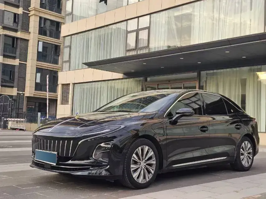 2023 HongQi E-QM5 BEV 74.9KWH