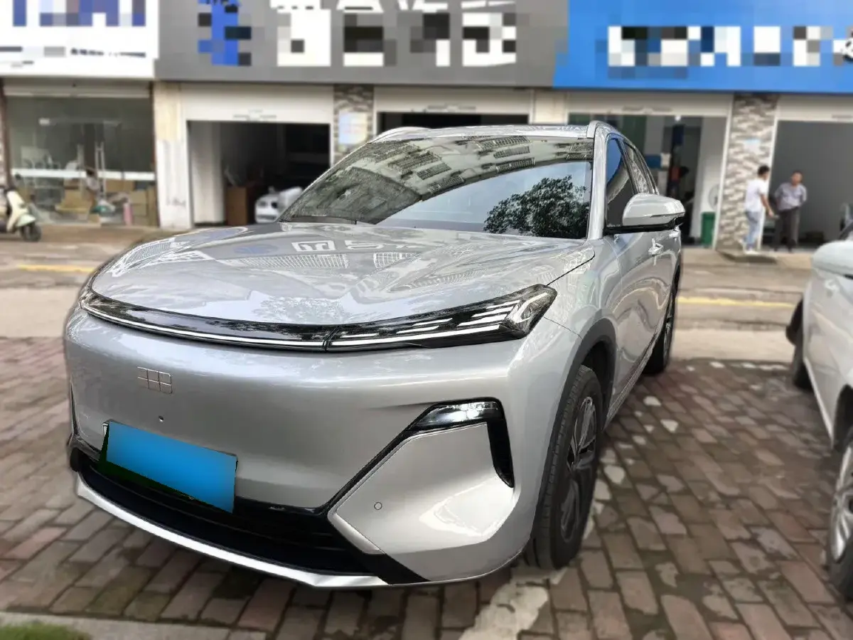 2025 Geely Galaxy Starship 7 EM-i 1.5L 112HP L4 1DHT PHEV 19.09KWH