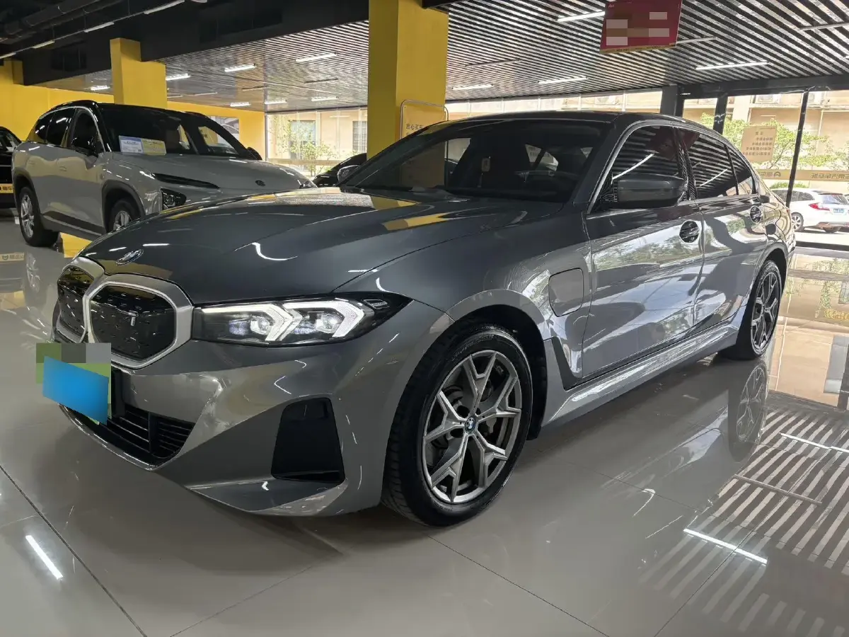 2022 BMW i3 BEV 70KWH