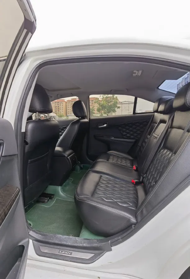 2015 LiFan 820 1.8L 133HP L4 5MT,autocango,china used car exporter,china ev exporter,chinese used car exporter,chinese used ev exporter