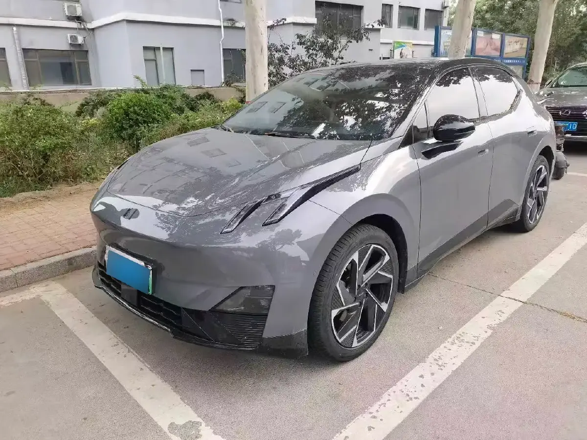 2025 LYNK&CO Z20 BEV 61.47KWH