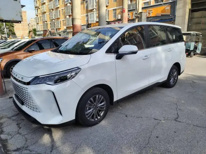 2024 MAXUS DaJia 5 1.3T 163HP L3 AMT PHEV 13KWH