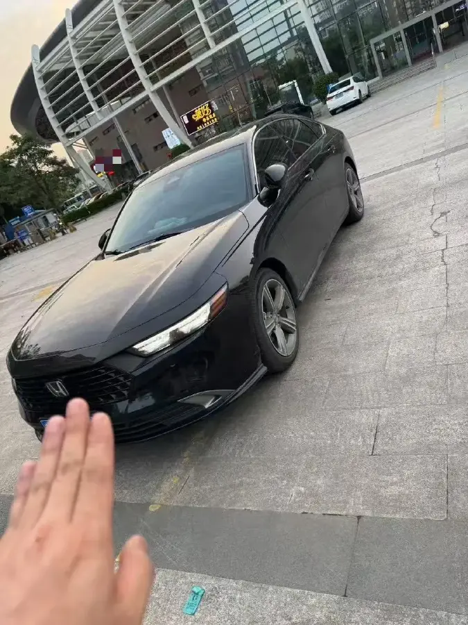 2023 Honda Accord 1.5T 192HP L4 CVT