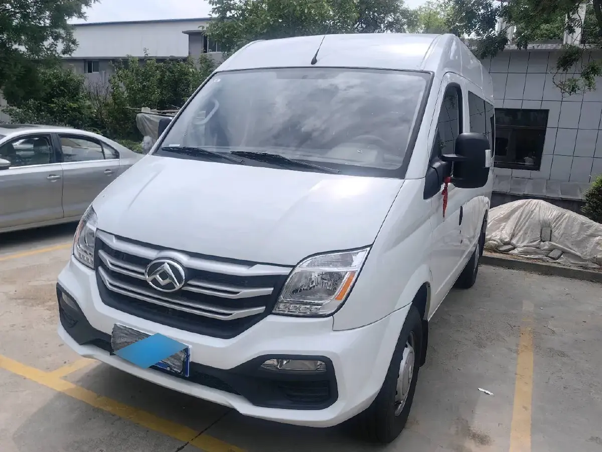 2024 MAXUS XinTu V90 2.0T 150HP L4 6MT