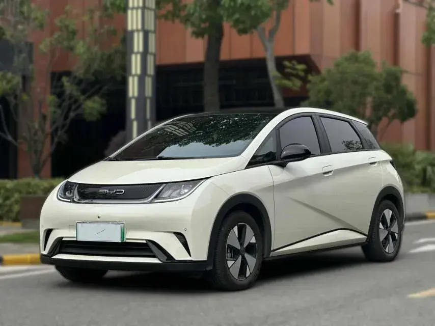 2023 BYD Dolphin BEV 44.928KWH