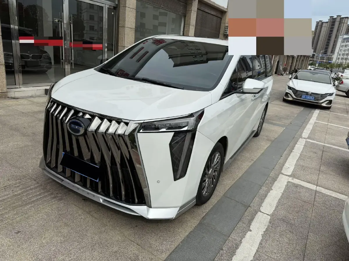 2023 GAC Trumpchi M8 2.0T 190HP L4 E-CVT Hybrid