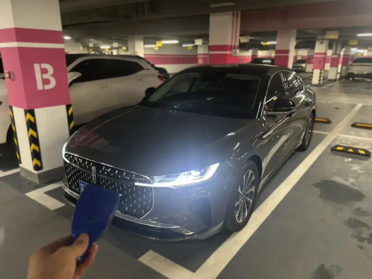 2024 Lincoln Z 2.0T 261HP L4 8AT