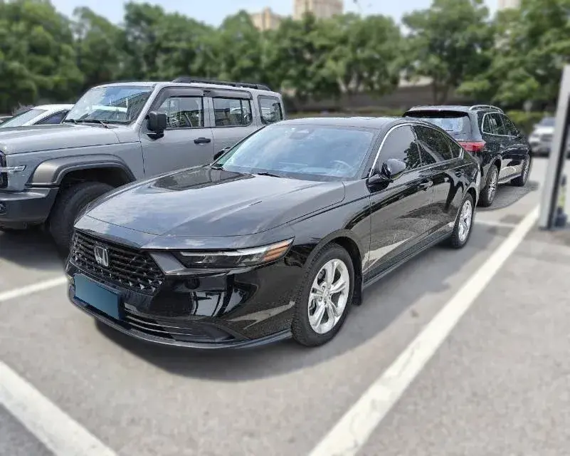 2023 Honda Accord 1.5T 192HP L4 CVT