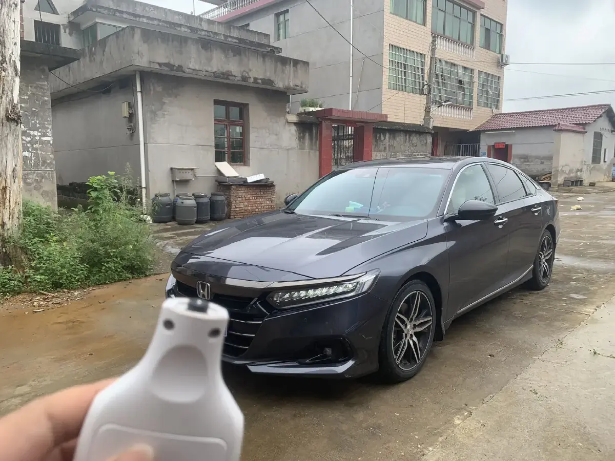 2022 Honda Accord 2.0L 146HP L4 E-CVT Hybrid