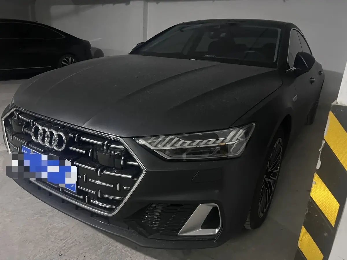 2024 Audi A7L 2.0T 245HP L4 7DCT