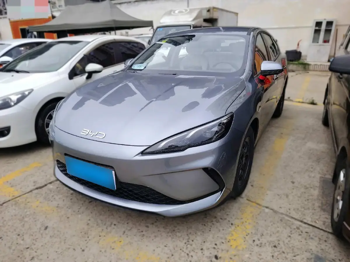 2025 BYD Seal05 DM-i 1.5L 101HP L4 E-CVT PHEV 7.68KWH