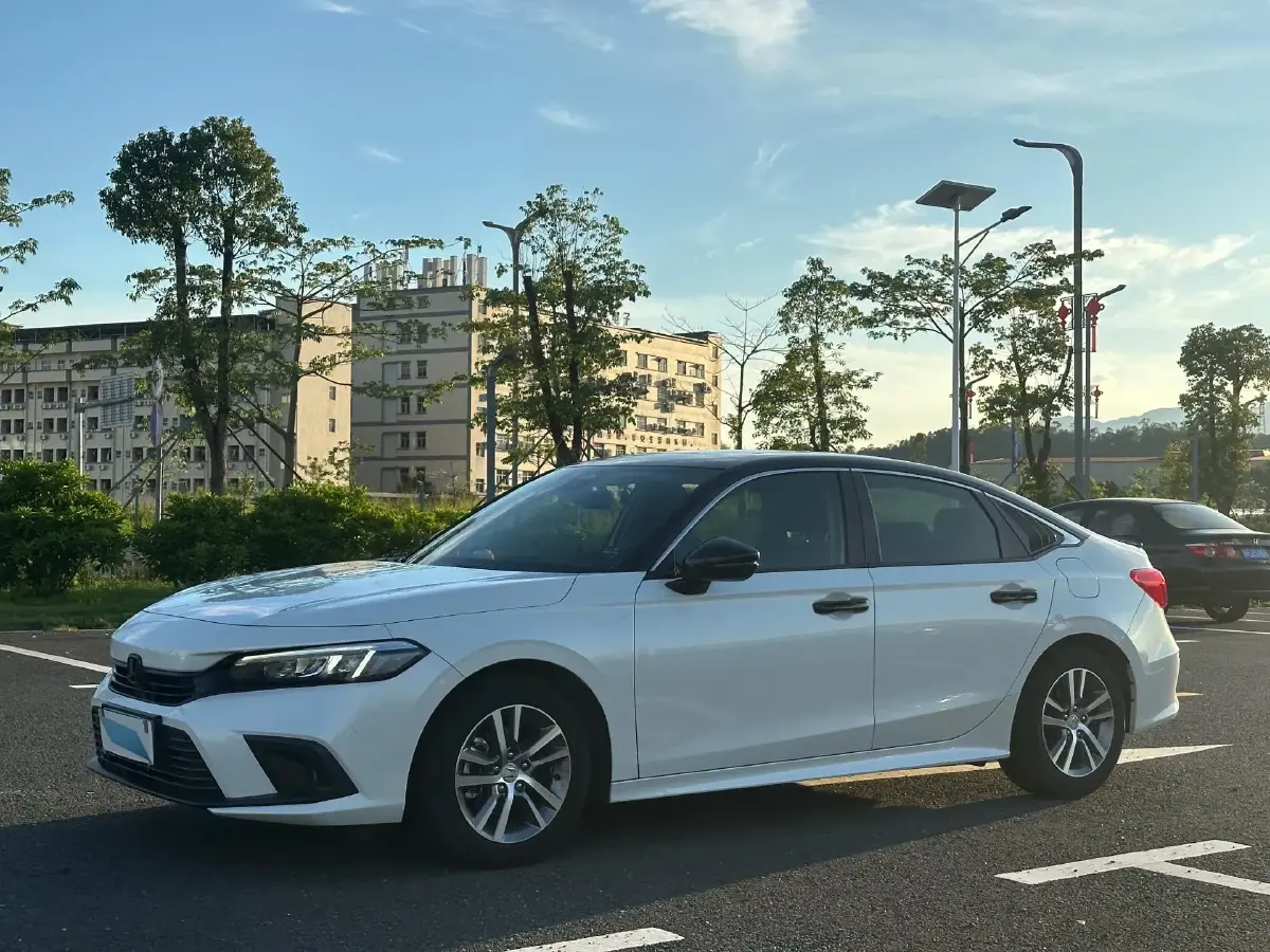 2023 Honda Civic 1.5T 182HP L4 CVT