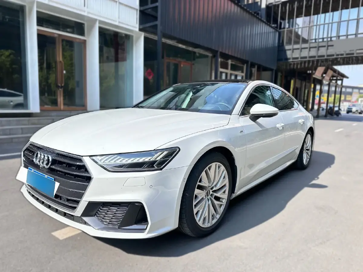 2023 Audi A7 2.0T 265HP L4 7DCT
