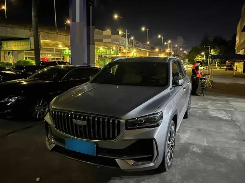 2025 Geely Monjaro 2.0T 238HP L4 8AT