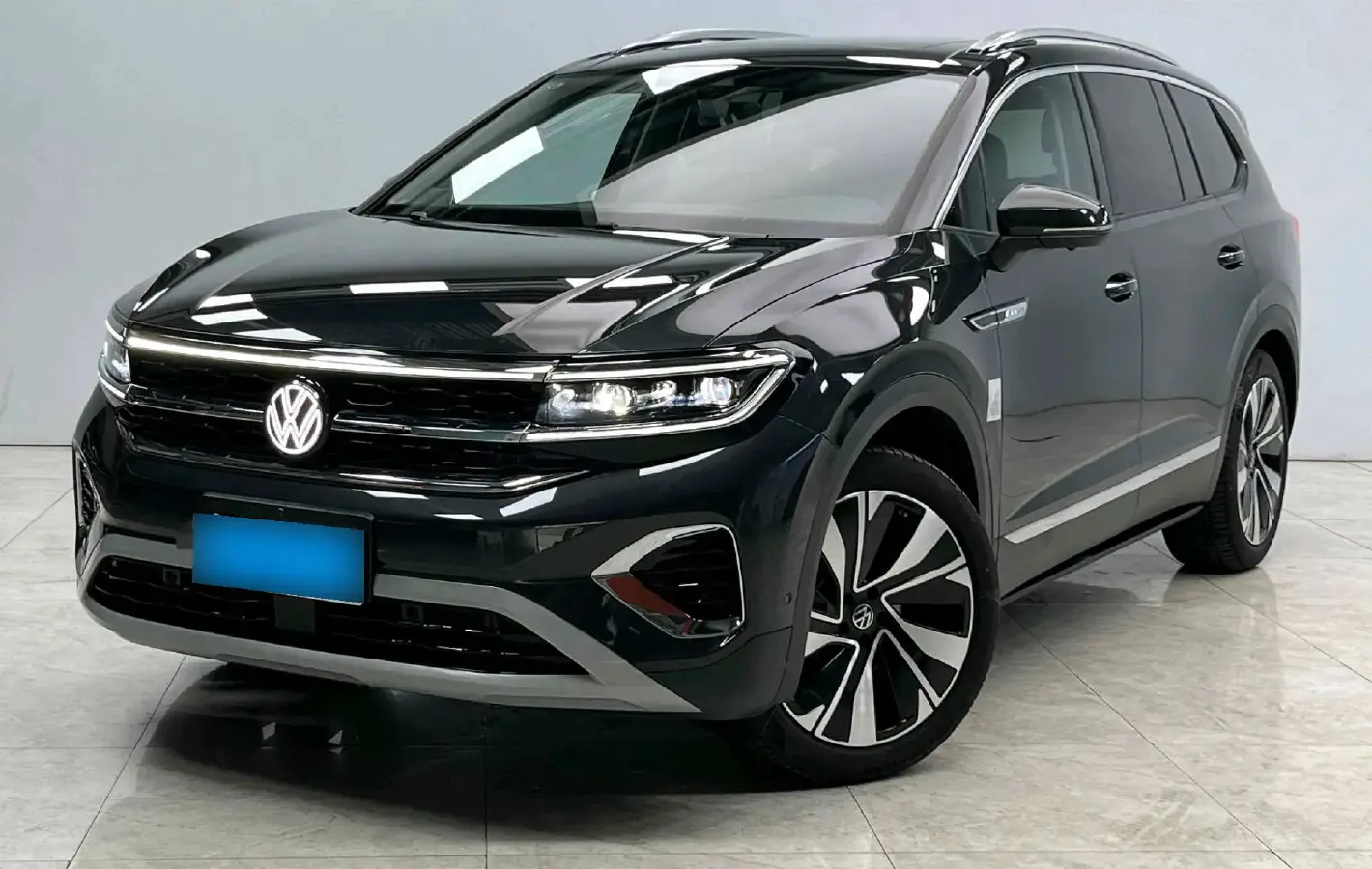 2022 Volkswagen Talagon 2.0T 220HP L4 7DCT