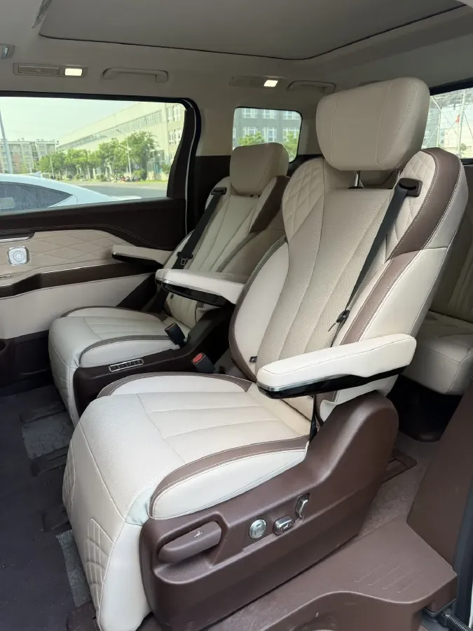 2023 Bestune M9 2.0T 252HP L4 8AT,autocango,china used car exporter,china ev exporter,chinese used car exporter,chinese used ev exporter