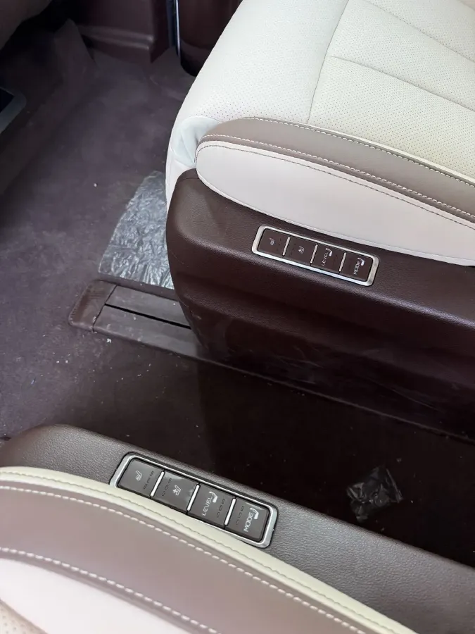 2023 Bestune M9 2.0T 252HP L4 8AT,autocango,china used car exporter,china ev exporter,chinese used car exporter,chinese used ev exporter