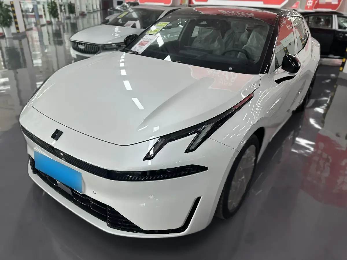 2024 LYNK&CO 07 EM-P 1.5T 163HP L4 3DHT PHEV 18.99KWH