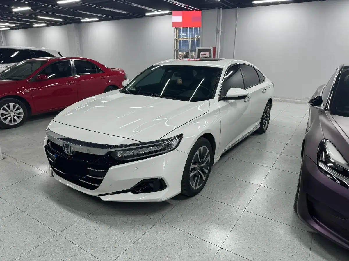 2022 Honda Accord 2.0L 146HP L4 E-CVT Hybrid