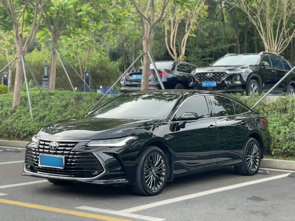 2022 Toyota Avalon 2.0L 178HP L4 CVT