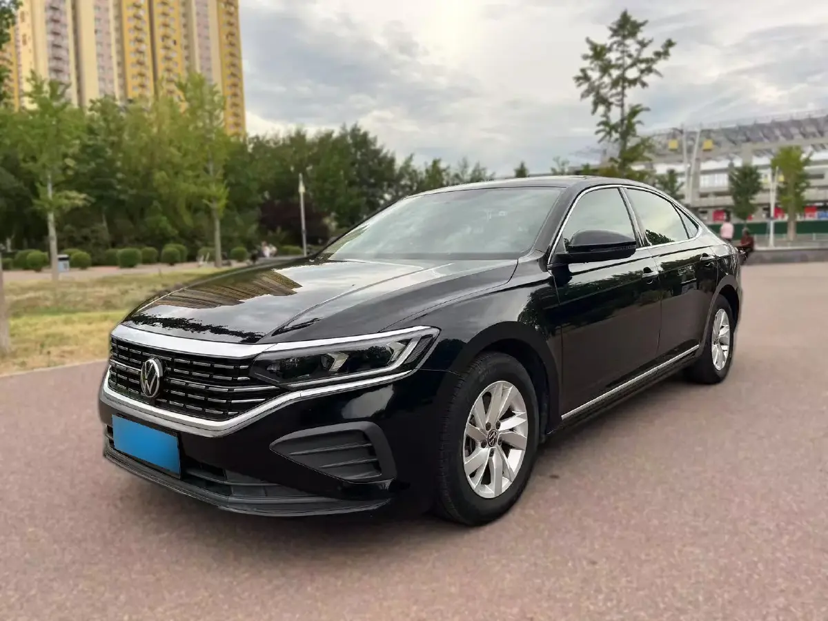 2022 Volkswagen Passat 1.4T 150HP L4 7DCT