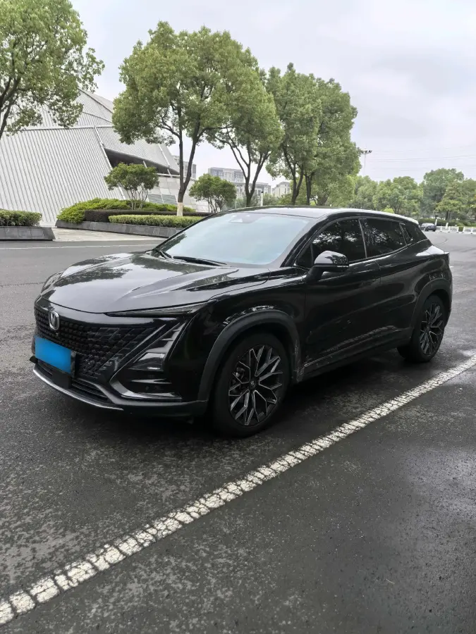 2022 ChangAn UNI-T 1.5T 188HP L4 7DCT