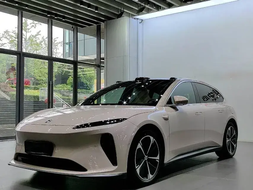 2024 NIO ET5T BEV 75KWH