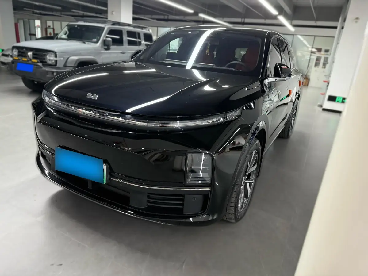 2023 Li L7 Range Extended 154HP REEV 40.9KWH