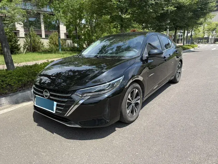 2023 Nissan Sylphy 1.6L 135HP L4 CVT