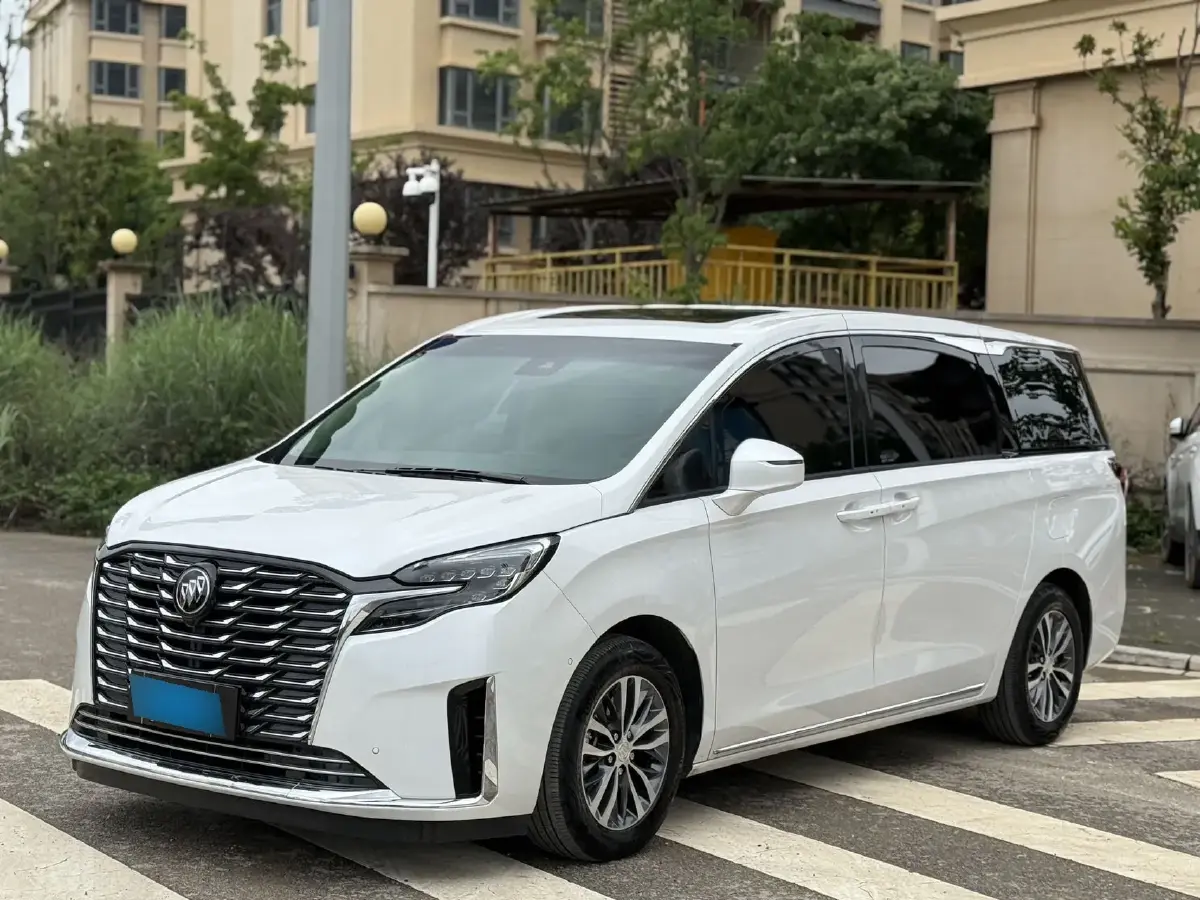 2023 Buick GL8 2.0T 237HP L4 9AT