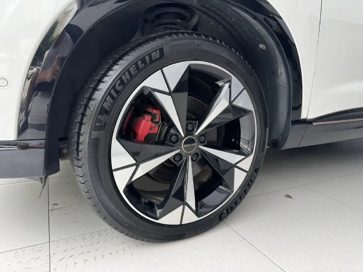 2022 Roewe Whale 2.0T 231HP L4 8AT,autocango,china used car exporter,china ev exporter,chinese used car exporter,chinese used ev exporter