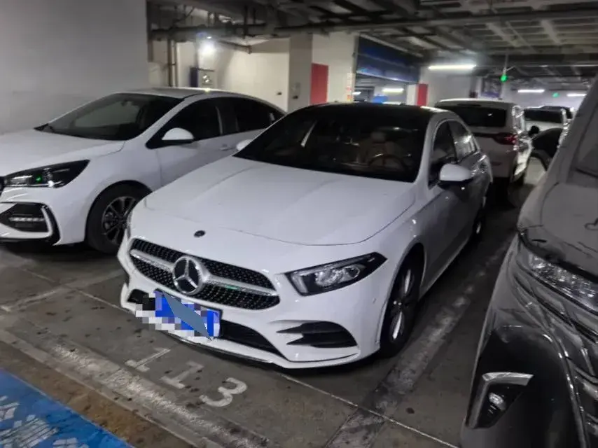 2022 Mercedes-Benz A Class 1.3T 163HP L4 7DCT