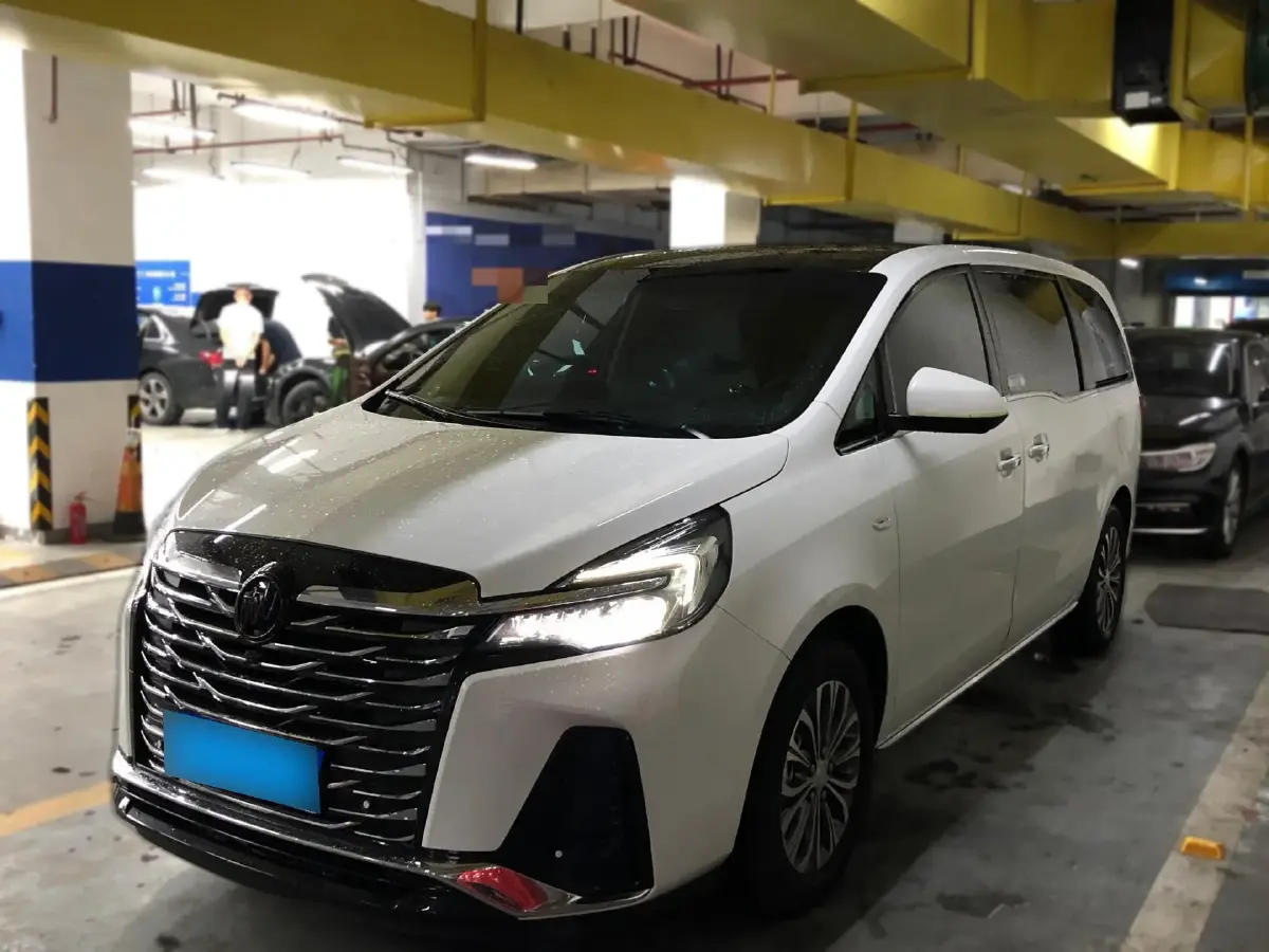 2023 Buick GL8 2.0T 237HP L4 9AT